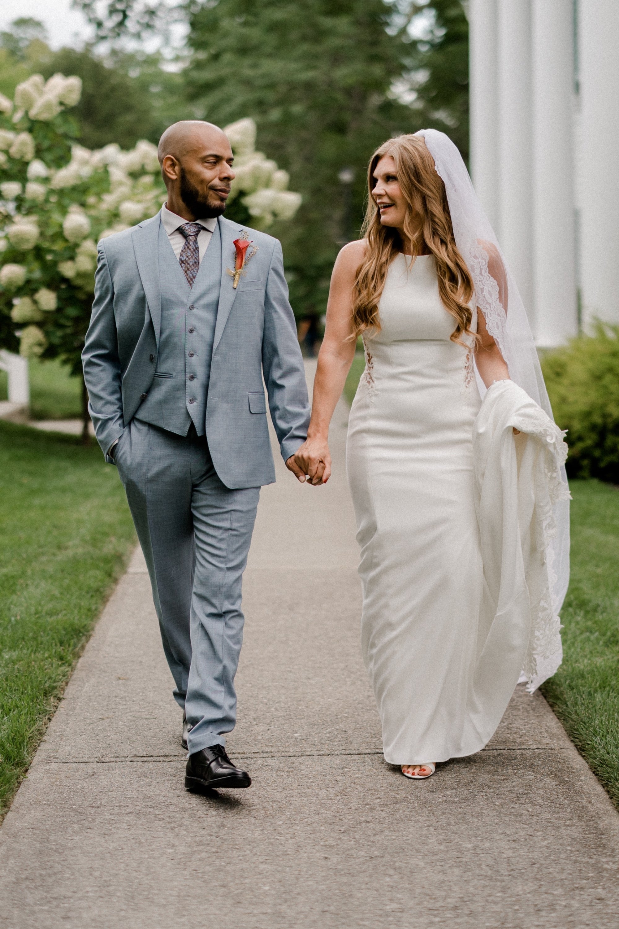 carousel-hero-element image-1