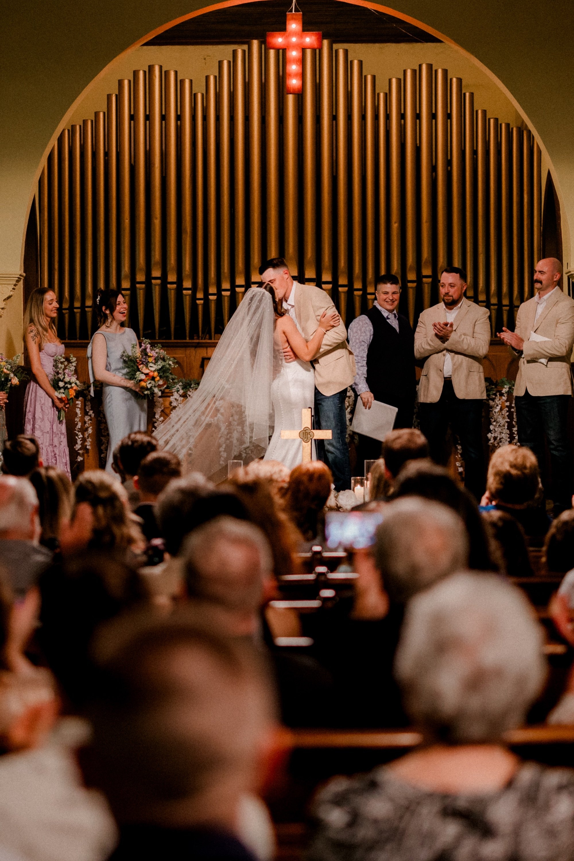 carousel-hero-element image-0